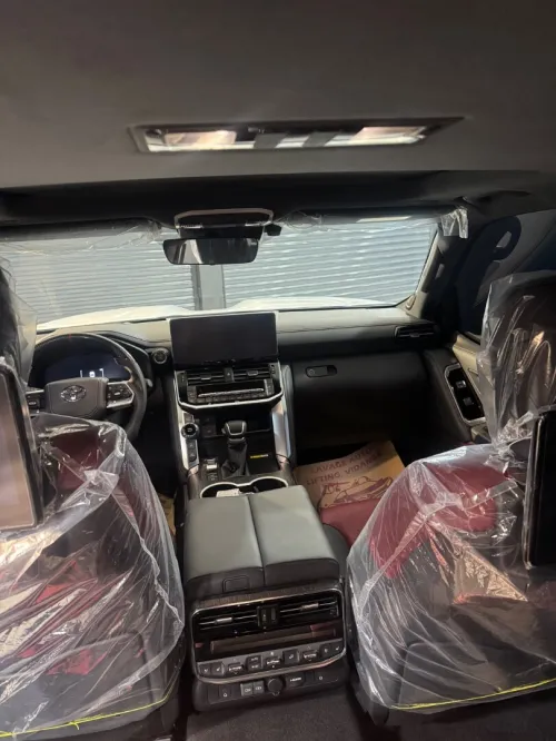 Toyota Land Cruiser  2026 vxr