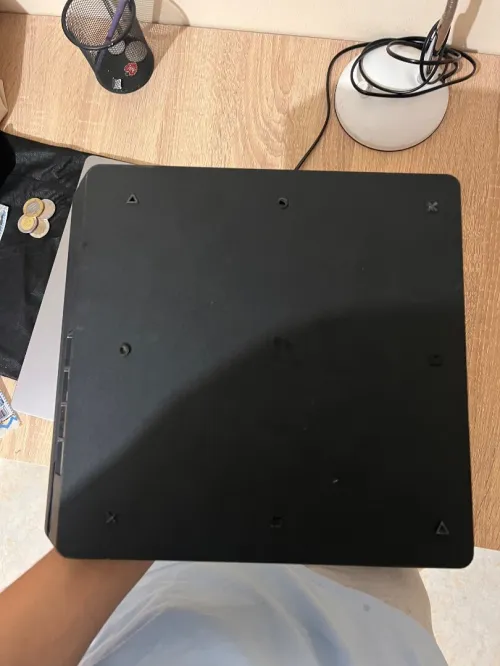 PS4 slim