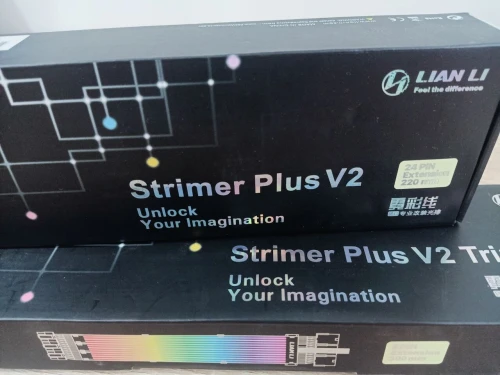 CABLE EXTENTION LIANLI Strimer Plus V2 3X 8-PINS/ Strimer Plus V2 24-PINS