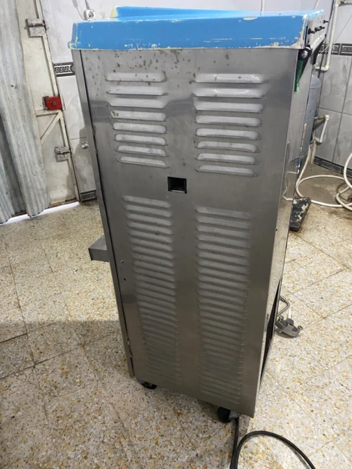 Machine carpigiani 