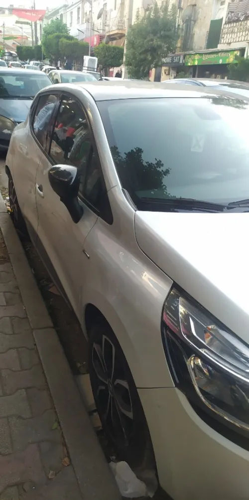 Renault Clio 4 2019 Limited 2