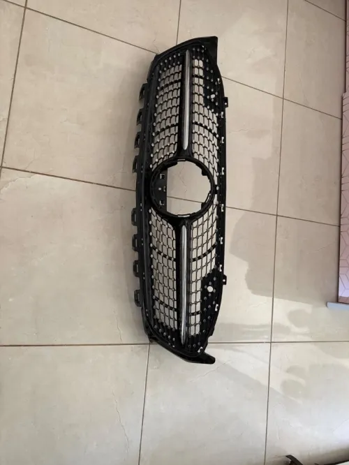 Calendre avant Mercedes cla