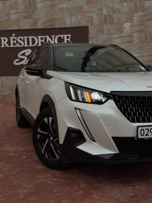 Peugeot 2008 2021 GT