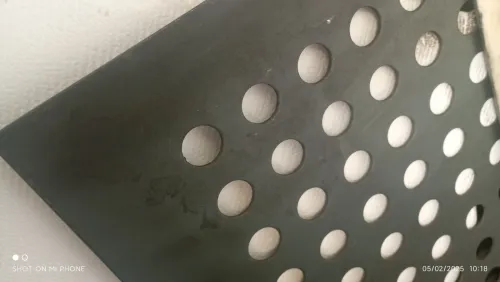  Tôle perforée 