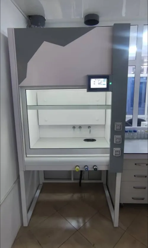 Fabrication de mobilier de laboratoire 