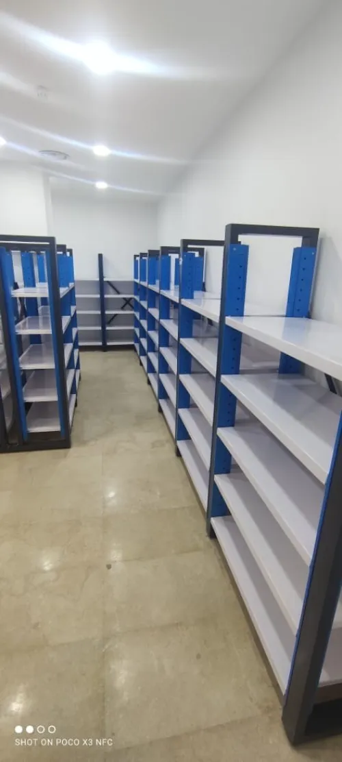Fabrication de mobilier de laboratoire 