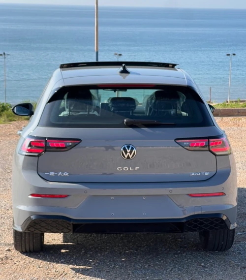 Volkswagen Golf 8 2026 R-Line