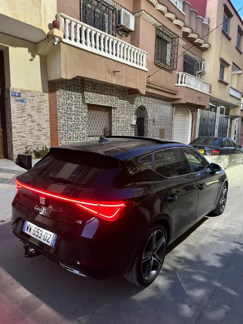 Seat Leon 2024 fR beats la Foll option