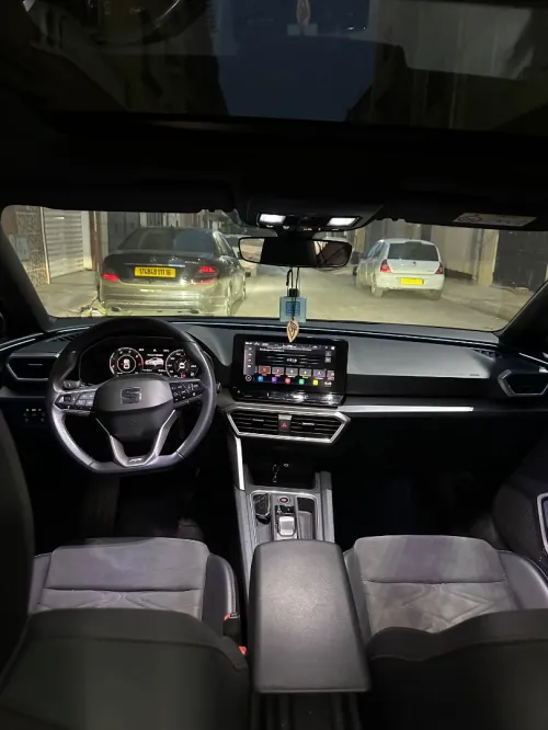 Seat Leon 2024 fR beats la Foll option