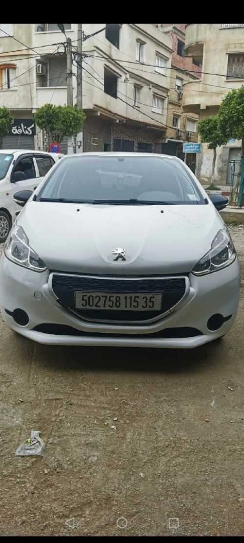 Peugeot 208 2015 Access Facelift