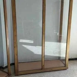 VITRINE MANNEQUIN