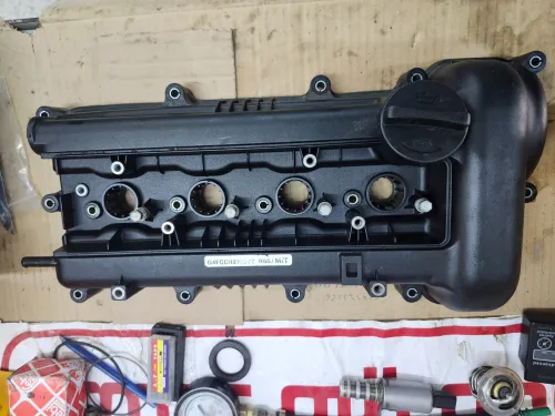 Cache Culbuteurs Nissan