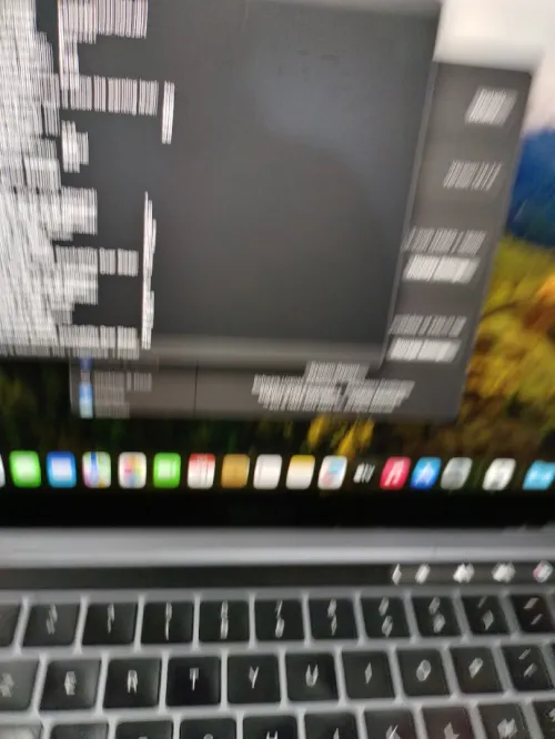 MacBook pro 2022 m2