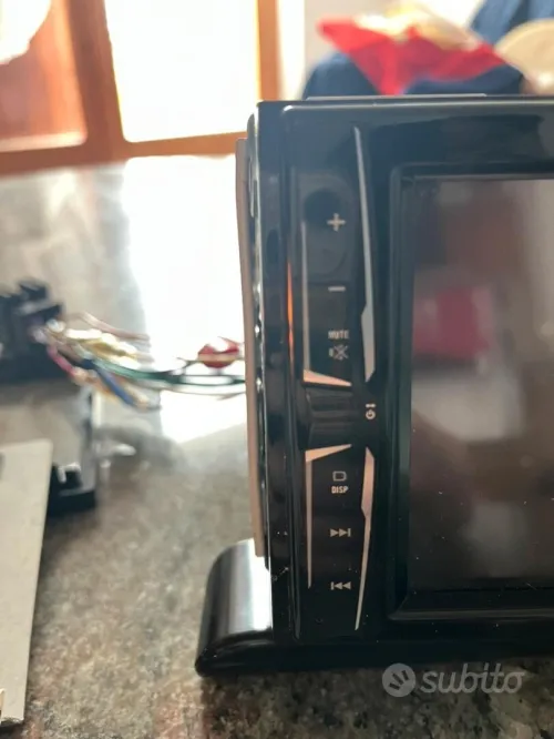 Mini chaine pionner Mvh a200vbt