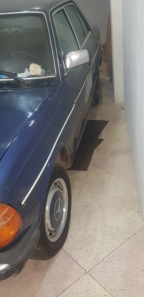 Mercedes W123...300D 1978 