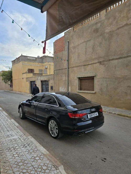 Audi A4 2017 S Line +