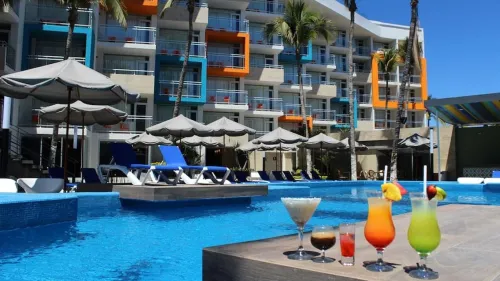HOTELS 5* ECONOMIQUE ANTALYA /TURQUIE 70 000 DA