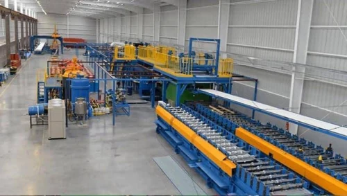 Machine de fabrication de moules pour industrie plastique/Métallique