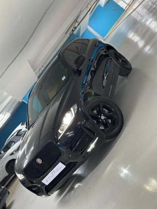Jaguar F-pace 2018 