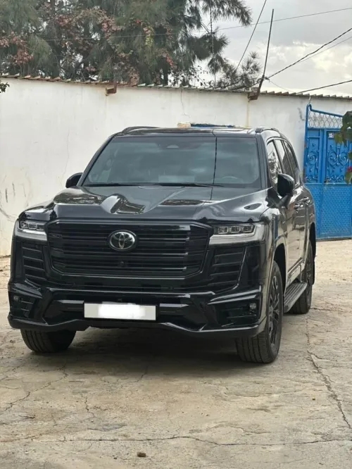Toyota Land Cruiser  2025 VXR