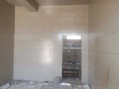 Revêtement pour piscine et sanitaires....