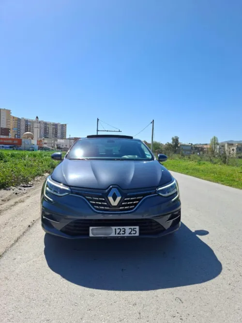 Renault Megane 4  2023 Itens