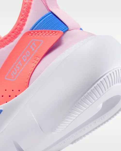 Nike Performance