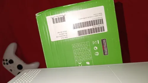 Xbox Serie S + Manette avec Batterie