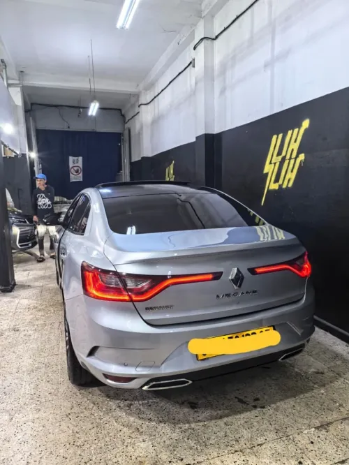 Renault Megane 4  2023 Itens