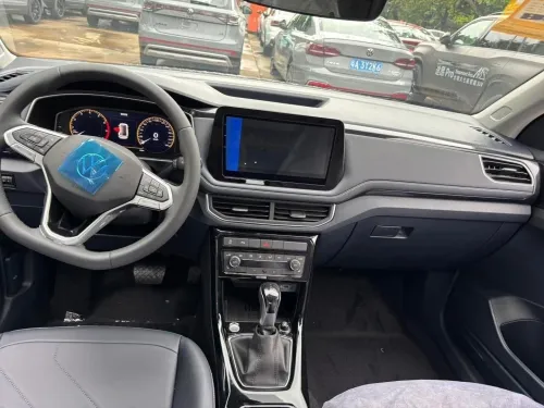 Volkswagen Tharu 2025 Xr turbu