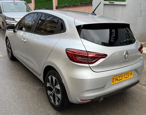 Renault Clio 5  2023 Intense