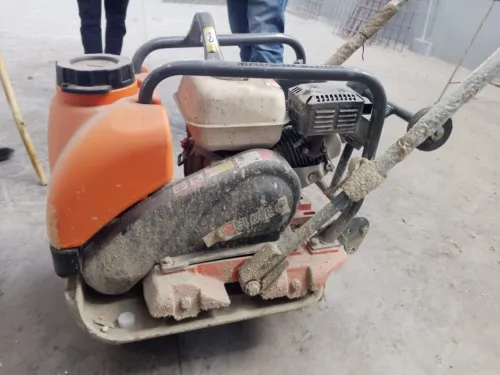 Compactor (plaque) HONDA Essence