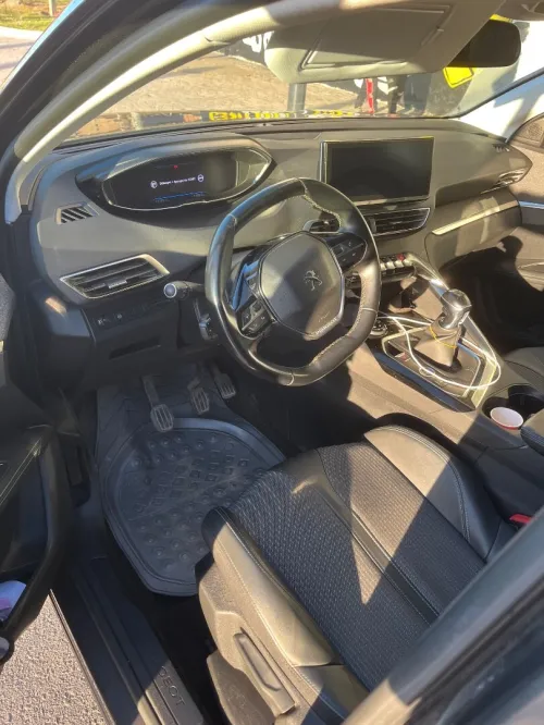 Peugeot 3008 2021 Allure
