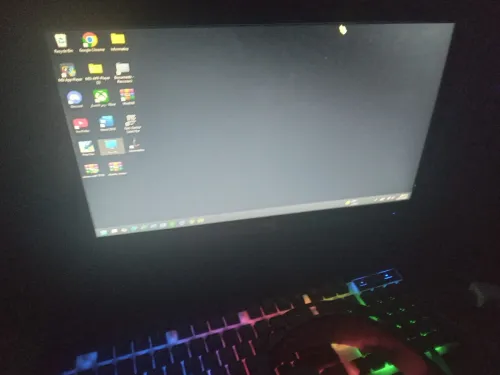 I play on a computer