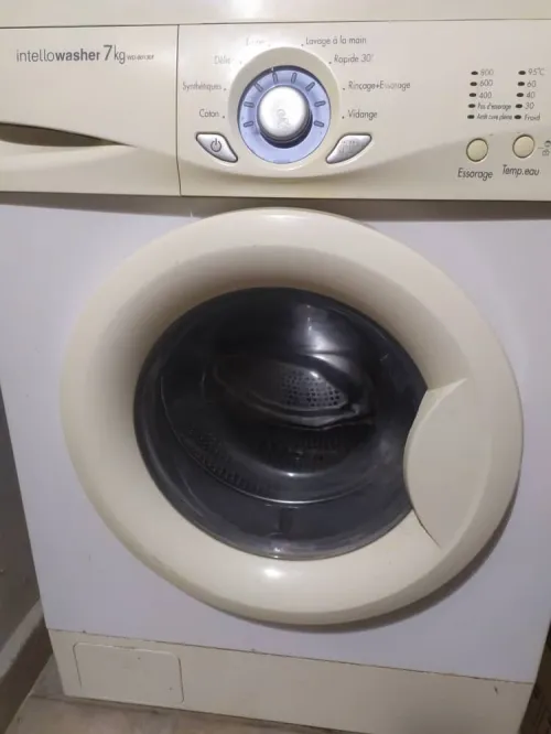 Machine a laver. Lg