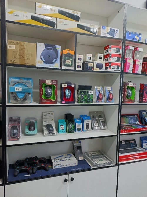 Liquidation magasin informatique