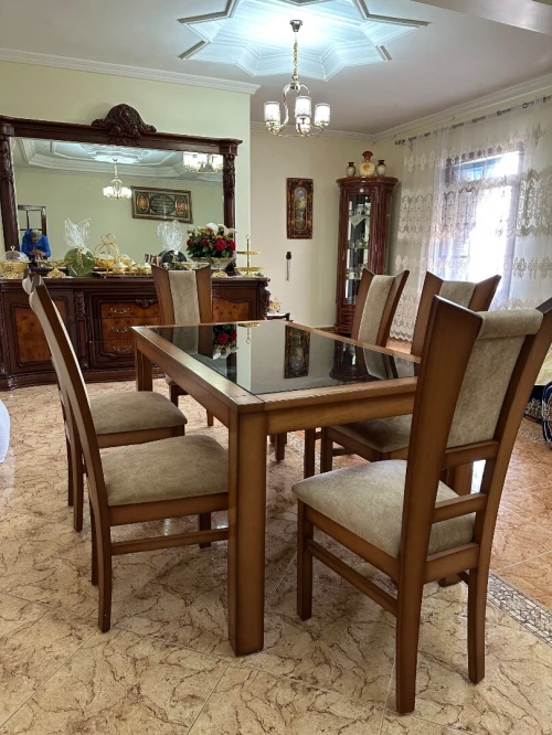 Une table boite ètre