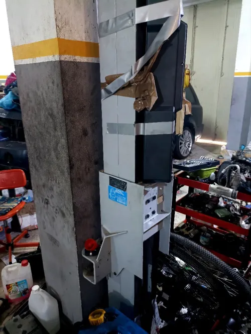 Vend pont élévateur italien  neuf  