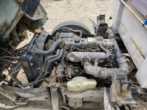 Isuzu NKR 2005