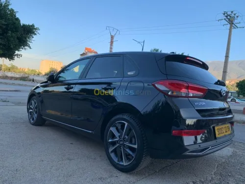 Hyundai i30 2022 Toute options