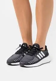 adidas swift run 22