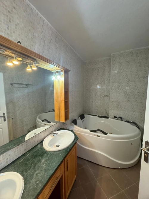 Location Appartement F7 Alger El biar