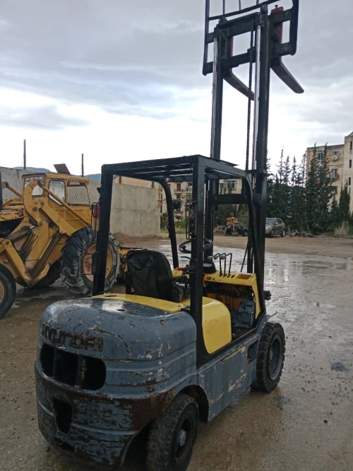 Hyundai 3 ton hauteur 4 mettre 2002