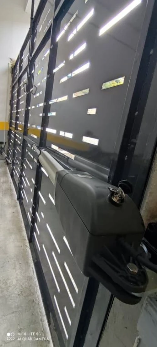 Automatisme porte sectionnelle / portail