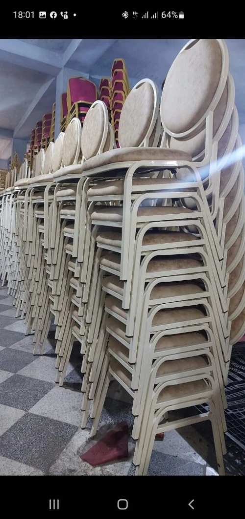  Fabrication chaises et table cafétéir 