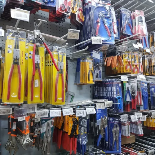 FOURNITURES ET MATERIEL DE BRICOLAGE