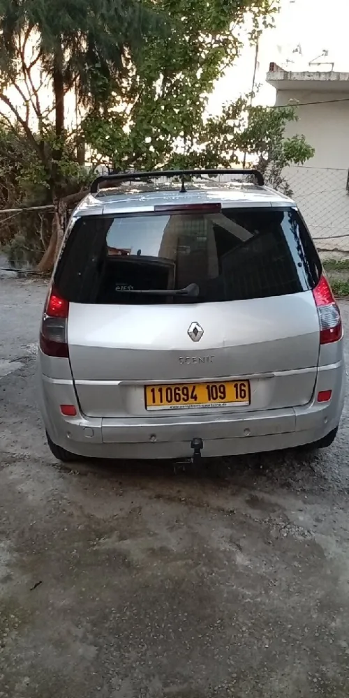 Renault Scenic Court 2009 Privilège 