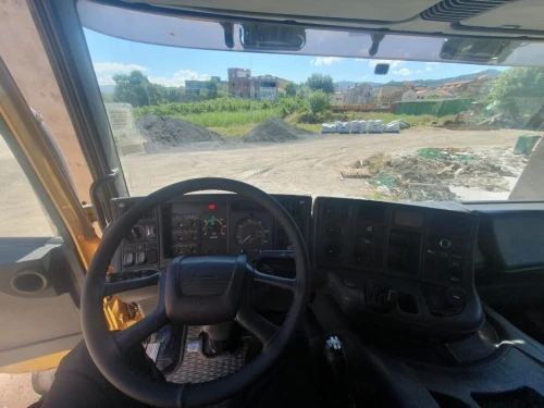 Scania 8x4 benne 2005