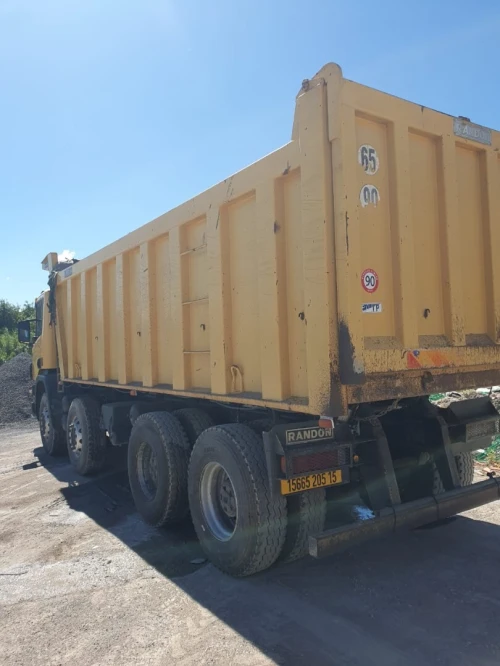 Scania 8x4 benne 2005