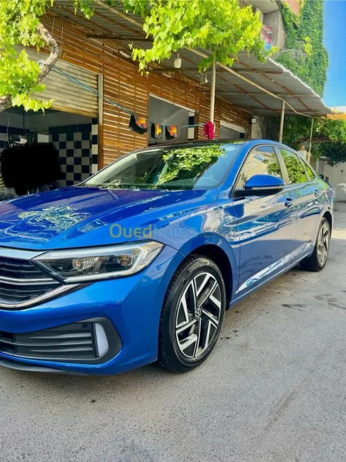 Volkswagen Jetta 2023 la tout option
